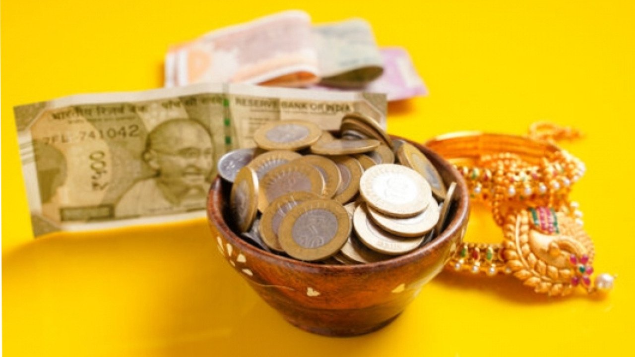 where to keep your money and gold as per vastu